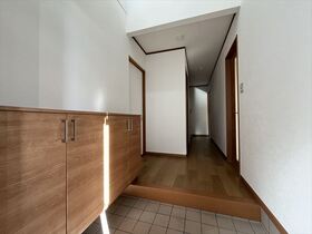 四日市市日永西4丁目　中古一戸建て