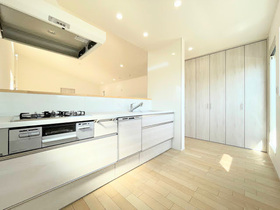 名古屋市中川区打中2丁目　全2棟　B棟　新築一戸建て