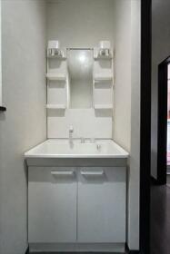 ●名古屋市港区築三町2丁目　中古一戸建て