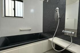 ●名古屋市港区築三町2丁目　中古一戸建て