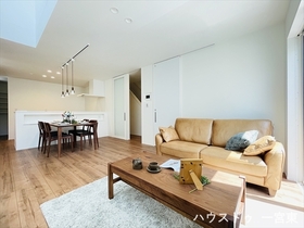 □一宮市三条字郷内西　全3棟　2号棟　未入居一戸建て