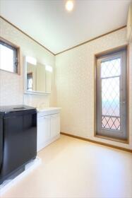 名古屋市中川区大塩町1丁目　中古一戸建て