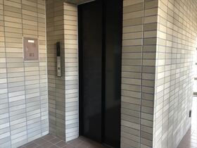 宝マンション日比野