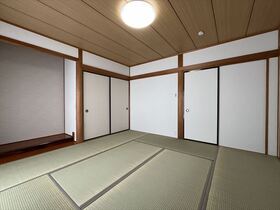 四日市市三滝台2丁目　中古一戸建て