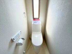 四日市市伊坂台3丁目　中古一戸建て