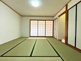 四日市市伊坂台3丁目　中古一戸建て