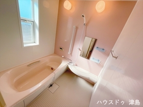 愛西市早尾町南川並　中古一戸建て