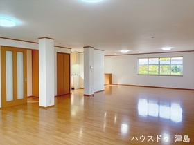 愛西市早尾町南川並　中古一戸建て