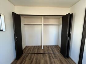 プレサンスアージュ四日市市東富田町　新築一戸建て