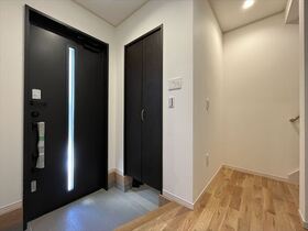 プレサンスアージュ四日市市東富田町　新築一戸建て