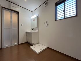 四日市市あがたが丘2丁目　新築一戸建て