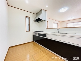 一宮市長島町3丁目　中古一戸建て