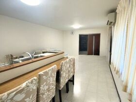 ●四日市市東坂部町　中古一戸建て