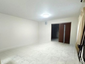 ●四日市市東坂部町　中古一戸建て