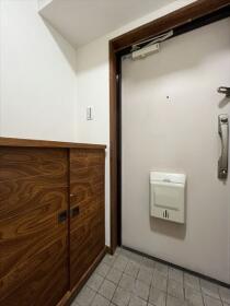 パレス入船 B棟