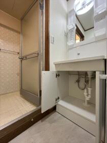 パレス入船 B棟