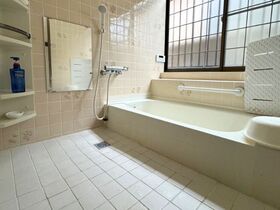 ●四日市市広永町字内ノ坪　中古一戸建て