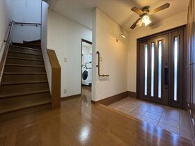 ●桑名市星見ヶ丘2丁目　中古一戸建て