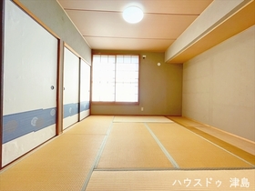 愛西市勝幡町東町　中古一戸建て