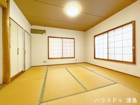 愛西市勝幡町東町　中古一戸建て
