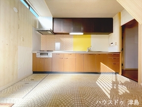 愛西市勝幡町東町　中古一戸建て