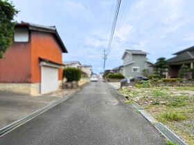 四日市市東坂部町　建築条件なし土地