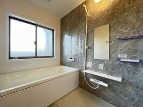 ファミリアーレ当知東