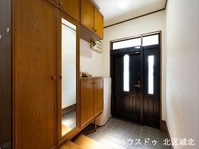 ●北名古屋市石橋角畑　中古一戸建て