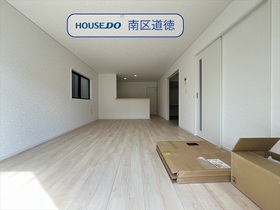 クレイドルガーデン東海市高横須賀町第4　全3棟　2号棟　新築一戸建て
