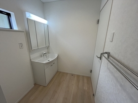 クレイドルガーデン東海市高横須賀町第4　全3棟　2号棟　新築一戸建て