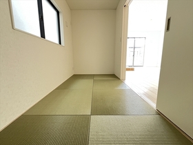 クレイドルガーデン東海市高横須賀町第4　全3棟　2号棟　新築一戸建て