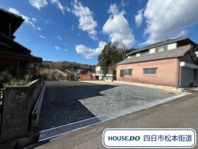 四日市市小古曽町　建築条件なし土地