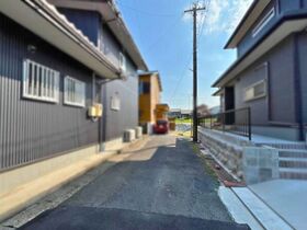 四日市市南いかるが町　建築条件なし土地