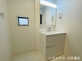 グラファーレ名古屋市北区喜惣治4期　全2棟　2号棟　新築一戸建て