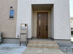 四日市市あさけが丘1丁目　中古一戸建て