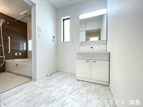 □津島市藤浪町5丁目　全5棟　C号棟　新築一戸建て