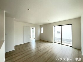 津島市藤浪町5丁目　全5棟　D号棟　新築一戸建て