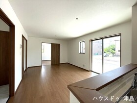 津島市藤浪町5丁目　全5棟　E号棟　新築一戸建て