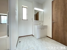 津島市藤浪町5丁目　全5棟　E号棟　新築一戸建て