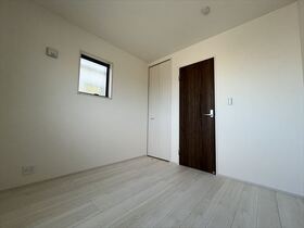 リーブルファイン四日市市楠町第6　全3棟　2号棟　新築一戸建て