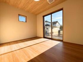 四日市市西富田2丁目　中古一戸建て