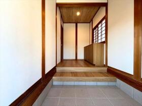 四日市市西富田2丁目　中古一戸建て