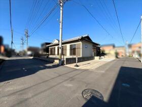 四日市市西富田2丁目　中古一戸建て