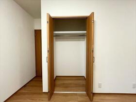 四日市市西富田2丁目　中古一戸建て