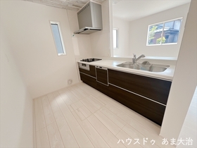 ブルーミングガーデン大治町西條諏訪　全4棟　3号棟　新築一戸建て