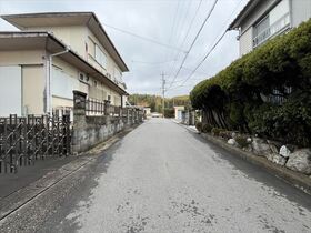 四日市市東垂坂町　中古一戸建て
