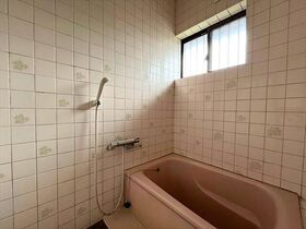 四日市市山之一色町　中古一戸建て