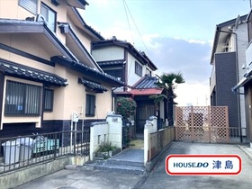 ●津島市神尾町字野中　中古一戸建て