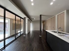 四日市市高花平1丁目　中古一戸建て