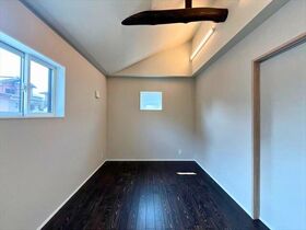 四日市市高花平1丁目　中古一戸建て